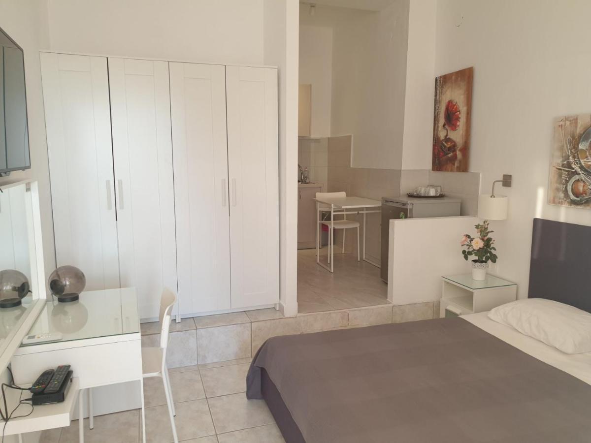 Sunset_Apartments Only 15 Meters From The Sea Νέος Μαρμαράς Εξωτερικό φωτογραφία